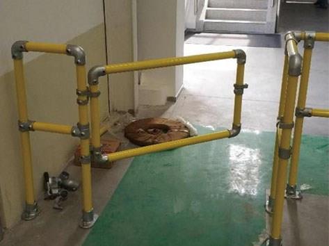 安全防護欄及自閉門